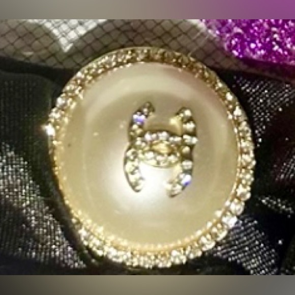 CHANEL Holiday Edition Black Hair Scrunchie with Pearl Detail NWB GWP - Picture 9 of 13